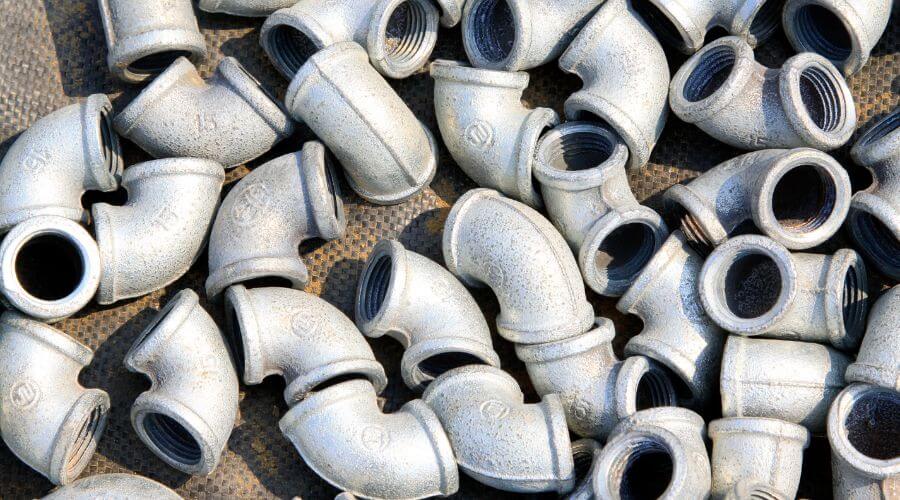 Expert new roof installation services in Farina, IL